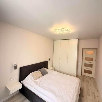 Свободи вул., (Будинок)