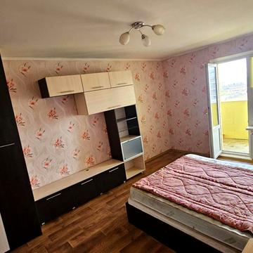 Івана Кавалерідзе вул., 3