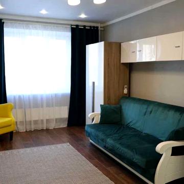 Миколи Закревського вул., 63