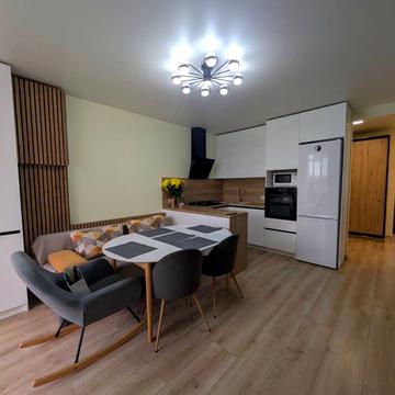 Лісогринівецька вул., 36