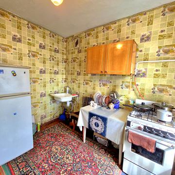 Трудова вул., 40