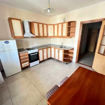 Лариси Руденко вул., 21