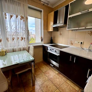 Вікентія Беретті вул., 6