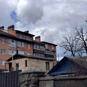 Декабристів, 10