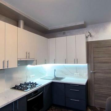 Університетська вул., 1-Ш