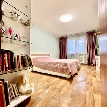 Григорія Ващенка вул., 1