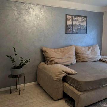 Братиславська вул., 18