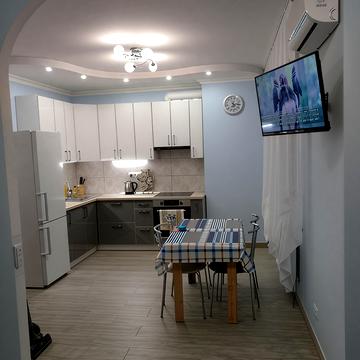 Академіка Глушкова просп., 9-В