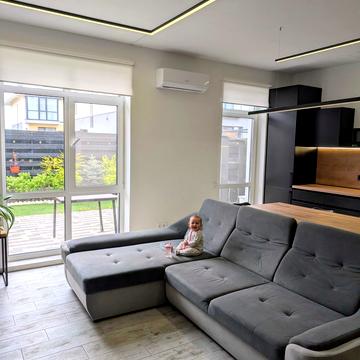 Ділова вул. (Димитрова), 2