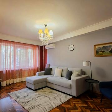 Романа Ратушного вул. (Волгоградська), 9