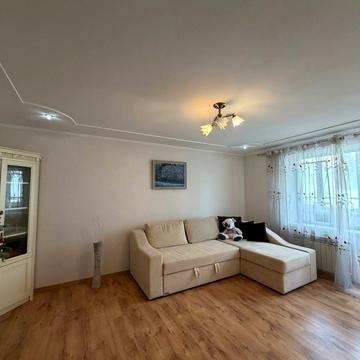 Василя Стуса вул., 35