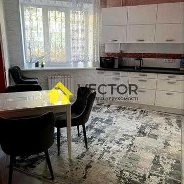 Олександра Бідного вул., 16