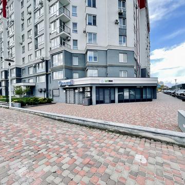 Єдності вул., 5