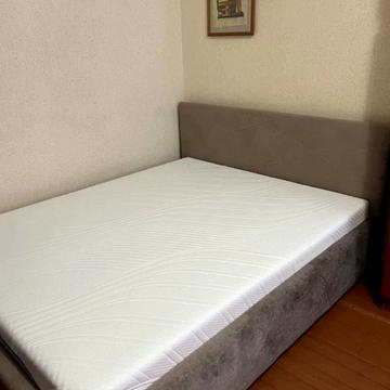 Василя Стуса вул., 1