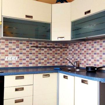 Валерія Лобановського просп. (Червонозоряний), 96