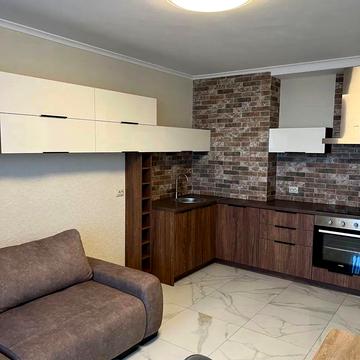 Балтійський пров., 5