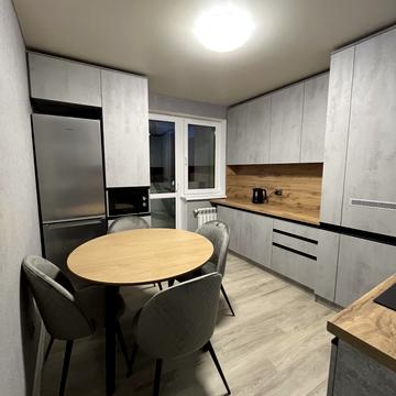 Глинянський Тракт вул., 1