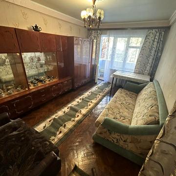 Мілютенка вул., 22