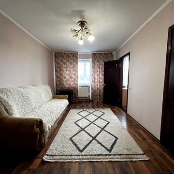 Замостянська вул. (50-річчя Перемоги), 8