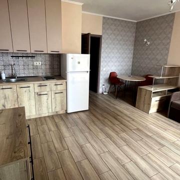 Сімї Кульженків вул. (Петра Дегтяренка), 37