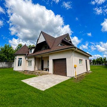 Підлісна