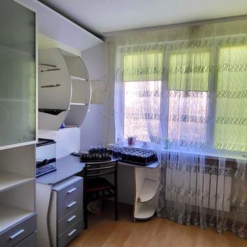 Нескорених вул., 26