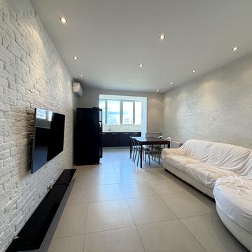 Тополина вул., 26