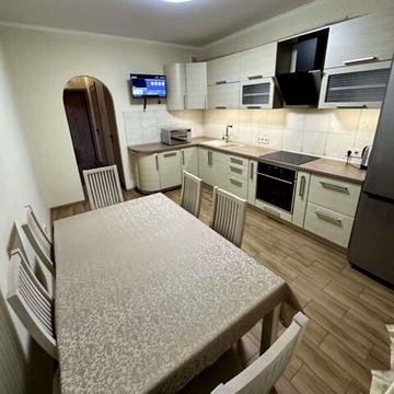 Бакинська вул., 37-Г