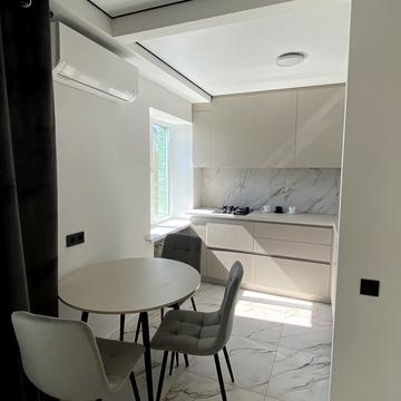 Перемоги вул., 6