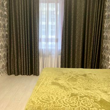 Полковника Гуляєва просп. (Маршала Жукова), 111