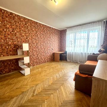 Володимира Великого вул. (Артема), 113