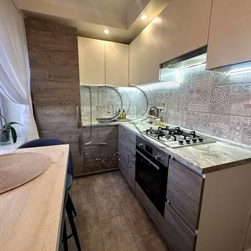 Берестейський просп. (Перемоги), 148/1