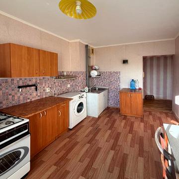 Героїв просп., 40