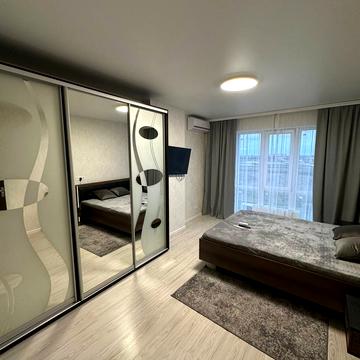 Спрейса вул., 13