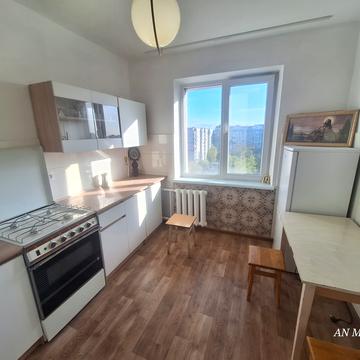 Івана Миколайчука вул., 15