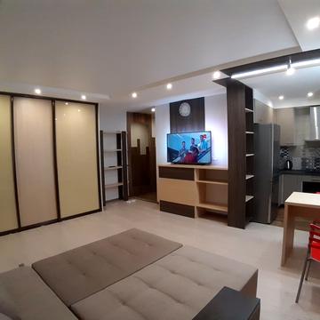 Госпітальна вул., 2