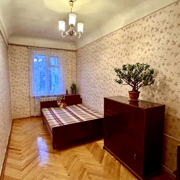 Спаська вул., 25-Д