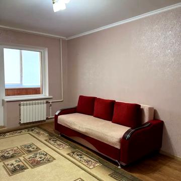 Академіка Єфремова вул. (Командарма Уборевича), 9