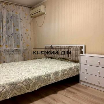 Березняківська вул., 26