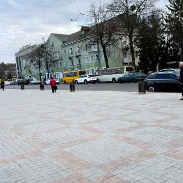 Соборна вул., 19/21