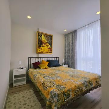 Олега Мудрака вул. (Генерала Наумова), 1-Б