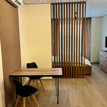 Набережна Перемоги вул., 7