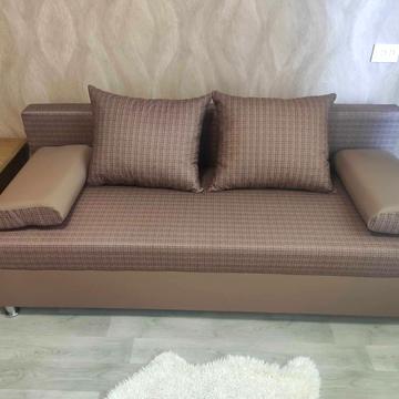 Зелена вул., 2