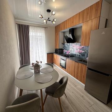 Василя Гаджеги вул., (Будинок 3)