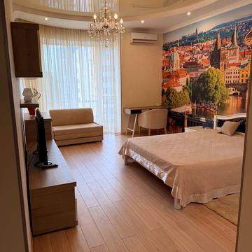 Василя Тютюнника вул. (Анрі Барбюса), 37/1