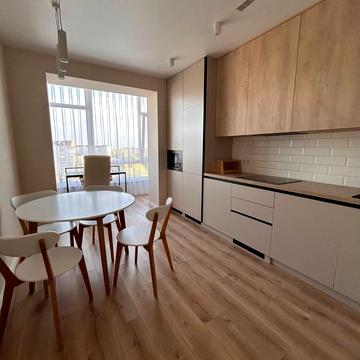 Августина Волошина вул., 2-Б