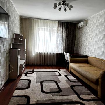 Олександри Екстер вул. (Марини Цвєтаєвої), 3