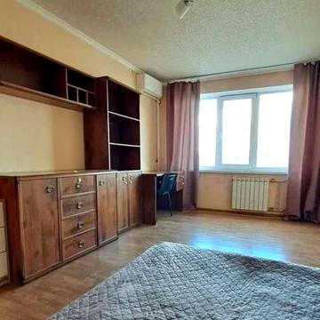 Володимира Івасюка просп. (Героїв Сталінграду), 27-А