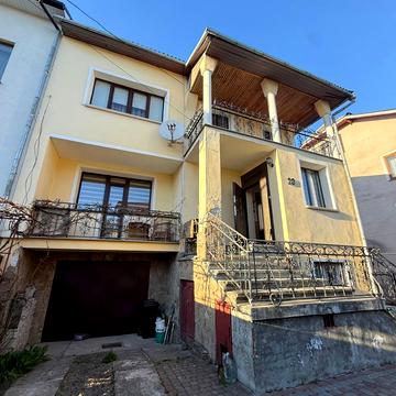 Опришівецька вул., 23