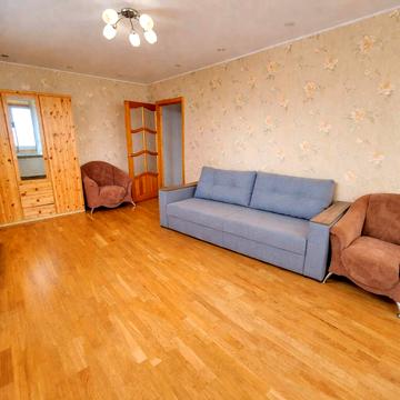 Павла Тичини просп., 6